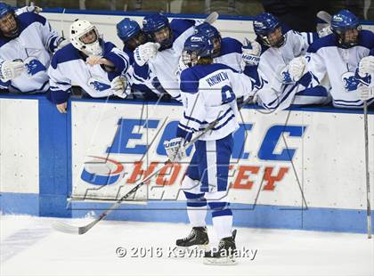 Thumbnail 3 in Fairfield Prep vs. Darien (CIAC D1 Final) photogallery.