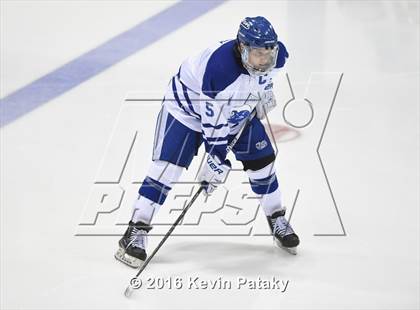 Thumbnail 3 in Fairfield Prep vs. Darien (CIAC D1 Final) photogallery.
