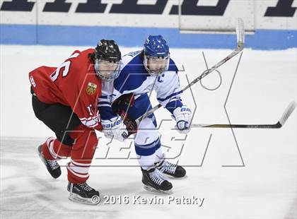 Thumbnail 1 in Fairfield Prep vs. Darien (CIAC D1 Final) photogallery.