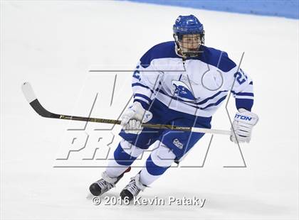 Thumbnail 1 in Fairfield Prep vs. Darien (CIAC D1 Final) photogallery.