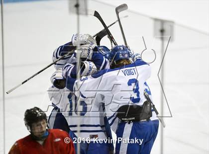 Thumbnail 2 in Fairfield Prep vs. Darien (CIAC D1 Final) photogallery.