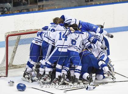 Thumbnail 1 in Fairfield Prep vs. Darien (CIAC D1 Final) photogallery.