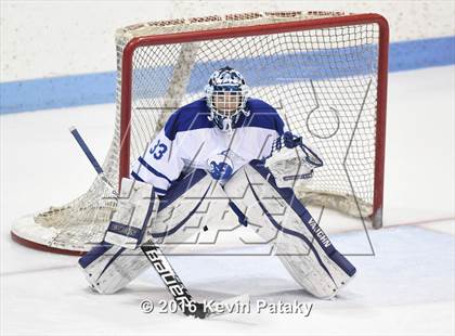 Thumbnail 2 in Fairfield Prep vs. Darien (CIAC D1 Final) photogallery.