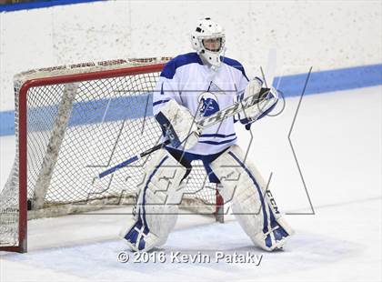 Thumbnail 2 in Fairfield Prep vs. Darien (CIAC D1 Final) photogallery.