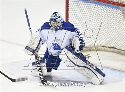 Thumbnail 1 in Fairfield Prep vs. Darien (CIAC D1 Final) photogallery.