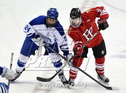 Thumbnail 3 in Fairfield Prep vs. Darien (CIAC D1 Final) photogallery.