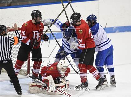 Thumbnail 2 in Fairfield Prep vs. Darien (CIAC D1 Final) photogallery.