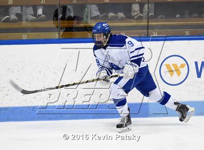 Thumbnail 2 in Fairfield Prep vs. Darien (CIAC D1 Final) photogallery.