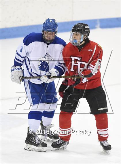 Thumbnail 2 in Fairfield Prep vs. Darien (CIAC D1 Final) photogallery.