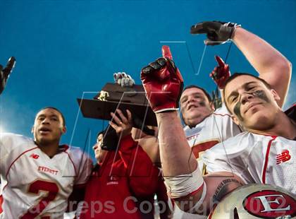 Thumbnail 2 in Everett vs. Barnstable (MIAA Division 1A East Final) photogallery.