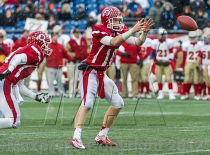 Thumbnail 2 in Everett vs. Barnstable (MIAA Division 1A East Final) photogallery.