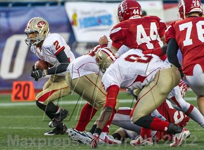 Thumbnail 2 in Everett vs. Barnstable (MIAA Division 1A East Final) photogallery.