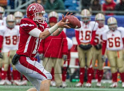 Thumbnail 2 in Everett vs. Barnstable (MIAA Division 1A East Final) photogallery.