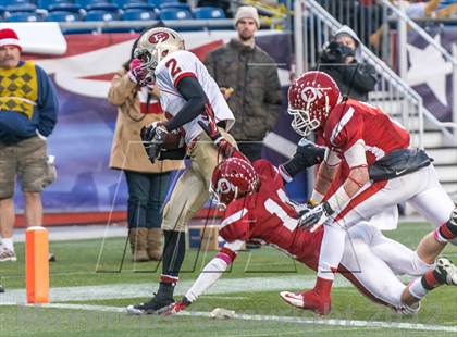 Thumbnail 2 in Everett vs. Barnstable (MIAA Division 1A East Final) photogallery.