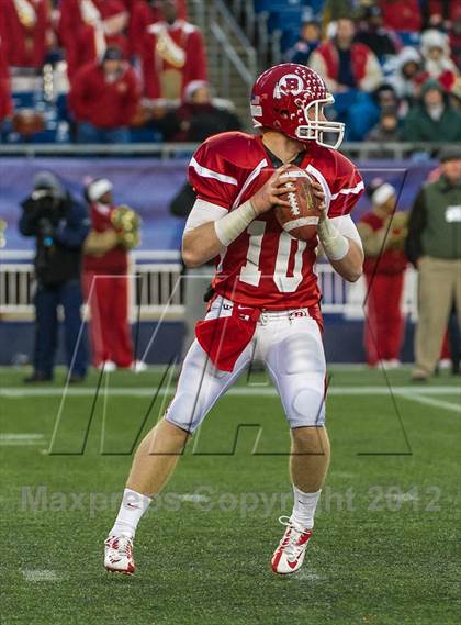 Thumbnail 2 in Everett vs. Barnstable (MIAA Division 1A East Final) photogallery.
