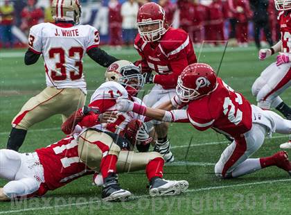 Thumbnail 1 in Everett vs. Barnstable (MIAA Division 1A East Final) photogallery.