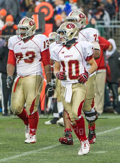 Thumbnail 2 in Everett vs. Barnstable (MIAA Division 1A East Final) photogallery.
