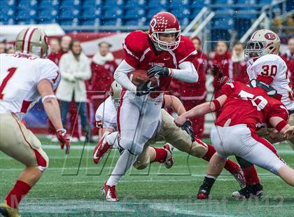 Thumbnail 2 in Everett vs. Barnstable (MIAA Division 1A East Final) photogallery.
