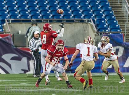 Thumbnail 3 in Everett vs. Barnstable (MIAA Division 1A East Final) photogallery.