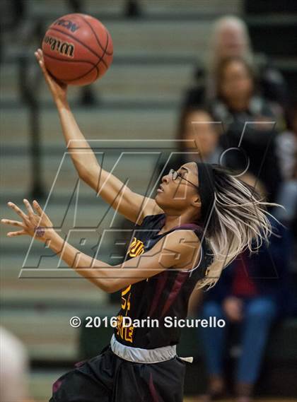 Thumbnail 2 in Mountain Pointe @ Basha photogallery.