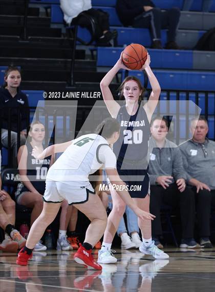 Thumbnail 2 in Bemidji vs. Mounds View photogallery.