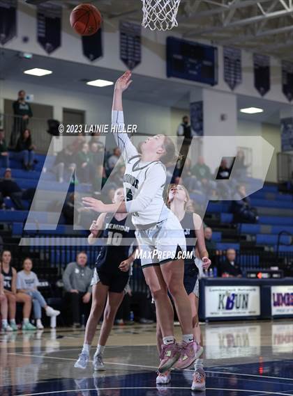 Thumbnail 1 in Bemidji vs. Mounds View photogallery.