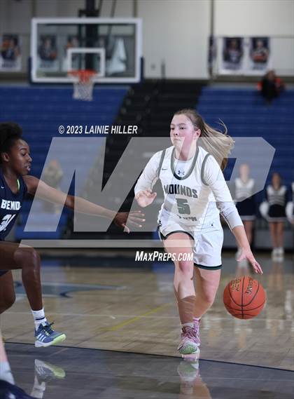 Thumbnail 1 in Bemidji vs. Mounds View photogallery.