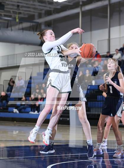 Thumbnail 3 in Bemidji vs. Mounds View photogallery.