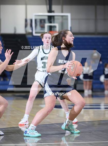 Thumbnail 2 in Bemidji vs. Mounds View photogallery.
