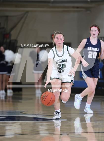 Thumbnail 3 in Bemidji vs. Mounds View photogallery.