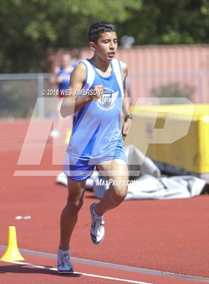 Thumbnail 2 in Sierra Foothill League Tri Meet photogallery.