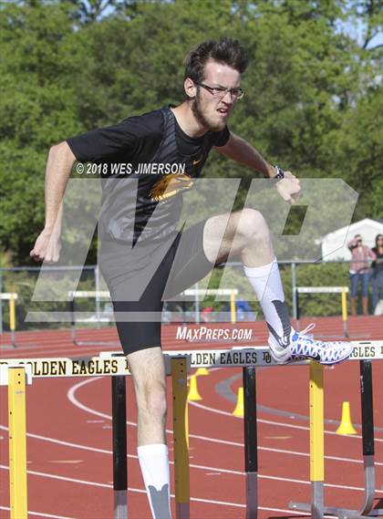 Thumbnail 1 in Sierra Foothill League Tri Meet photogallery.
