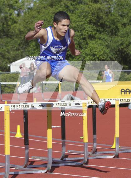 Thumbnail 2 in Sierra Foothill League Tri Meet photogallery.