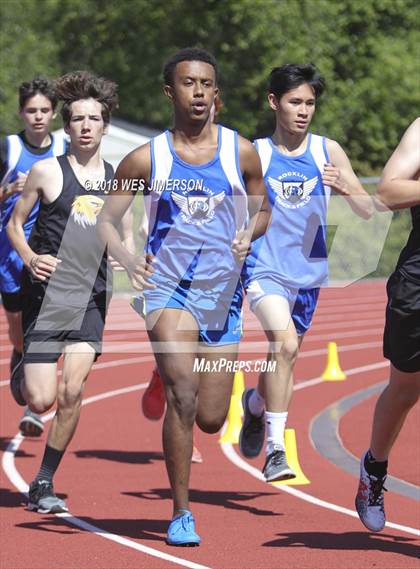Thumbnail 2 in Sierra Foothill League Tri Meet photogallery.