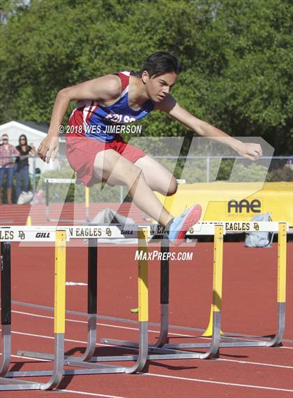 Thumbnail 3 in Sierra Foothill League Tri Meet photogallery.
