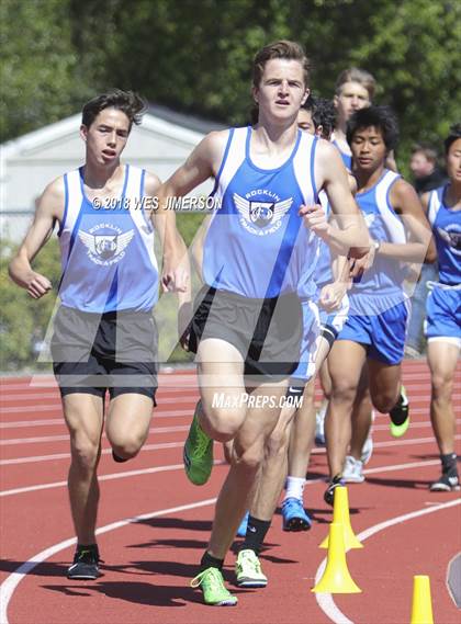 Thumbnail 2 in Sierra Foothill League Tri Meet photogallery.