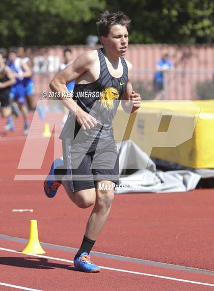 Thumbnail 3 in Sierra Foothill League Tri Meet photogallery.