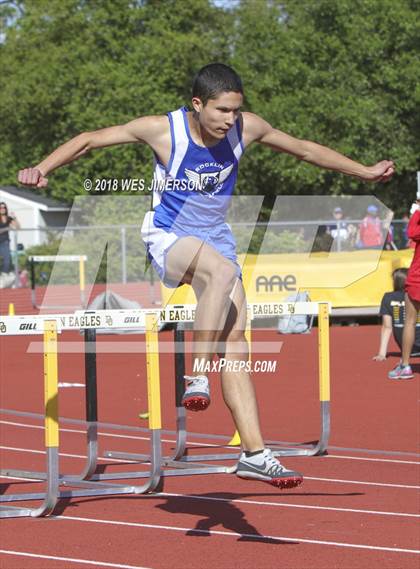 Thumbnail 3 in Sierra Foothill League Tri Meet photogallery.