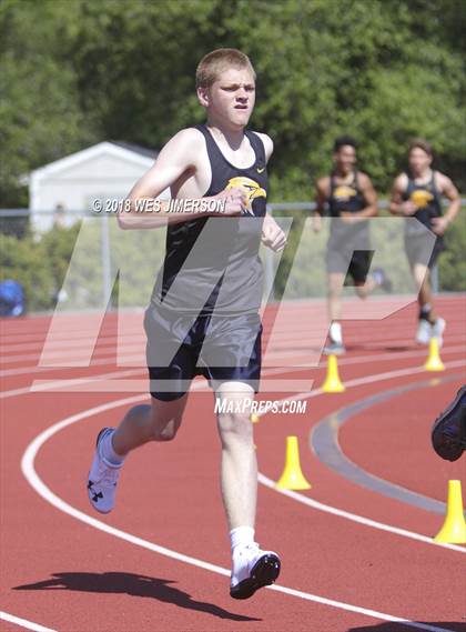 Thumbnail 1 in Sierra Foothill League Tri Meet photogallery.