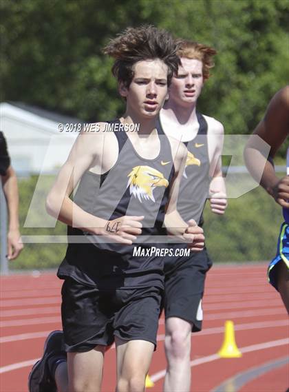 Thumbnail 3 in Sierra Foothill League Tri Meet photogallery.