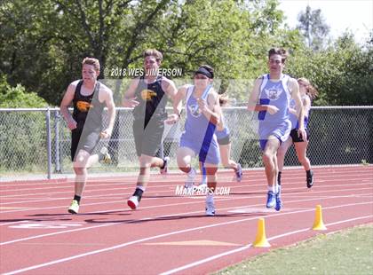 Thumbnail 3 in Sierra Foothill League Tri Meet photogallery.