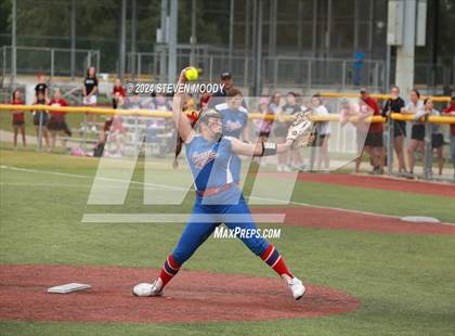 Thumbnail 2 in Pineville vs. John Curtis Christian (LHSAA Division 1 Non Select Semifinal) photogallery.