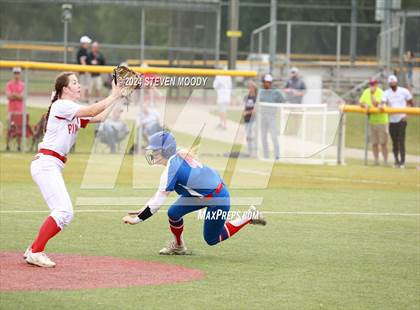 Thumbnail 2 in Pineville vs. John Curtis Christian (LHSAA Division 1 Non Select Semifinal) photogallery.
