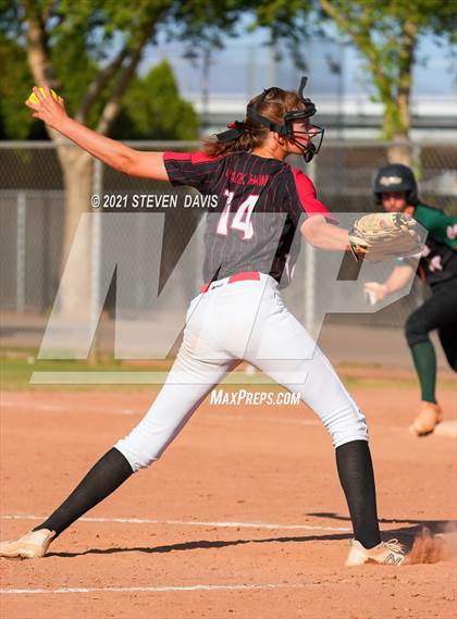 Thumbnail 1 in Campo Verde @ Williams Field photogallery.