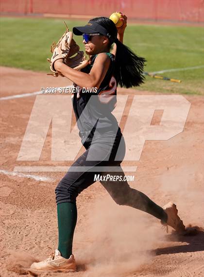 Thumbnail 2 in Campo Verde @ Williams Field photogallery.