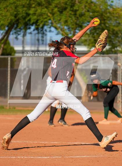Thumbnail 1 in Campo Verde @ Williams Field photogallery.