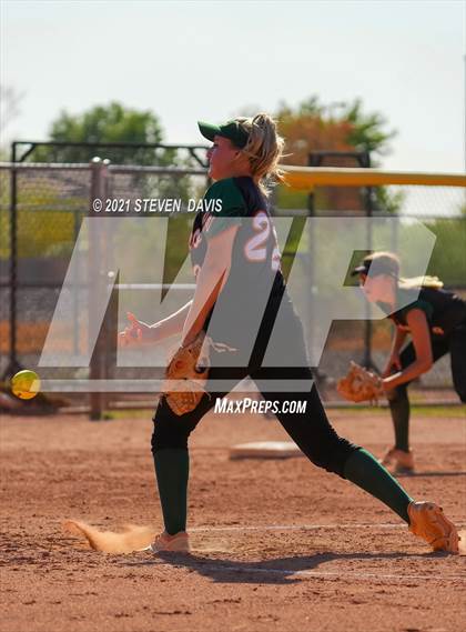 Thumbnail 2 in Campo Verde @ Williams Field photogallery.