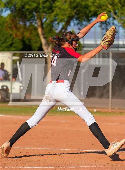 Thumbnail 3 in Campo Verde @ Williams Field photogallery.