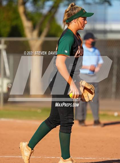 Thumbnail 1 in Campo Verde @ Williams Field photogallery.
