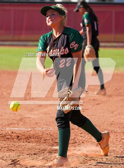Thumbnail 3 in Campo Verde @ Williams Field photogallery.